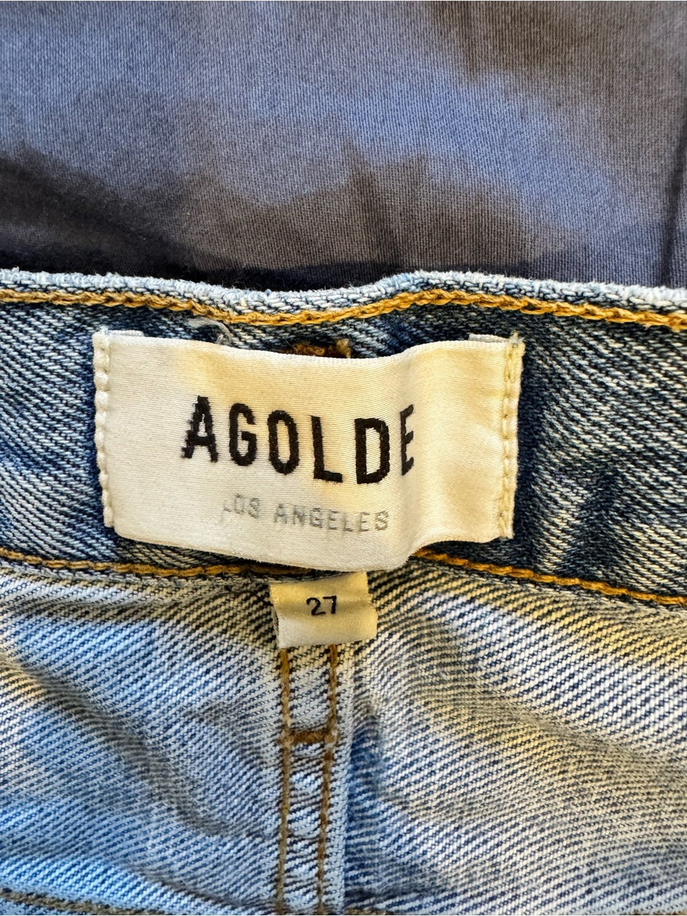 Agolde Riley High Rise Slim Short - Picture 4 of 6